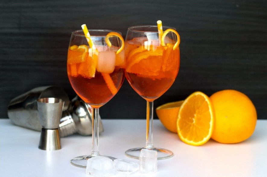 Två glas Aperol Spritz