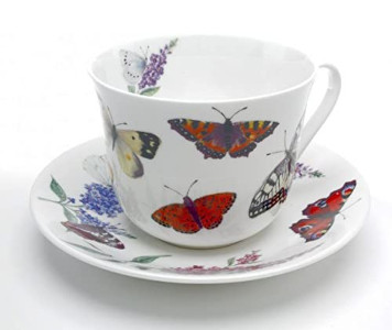 Fjärilskopp i benporslin med fat.